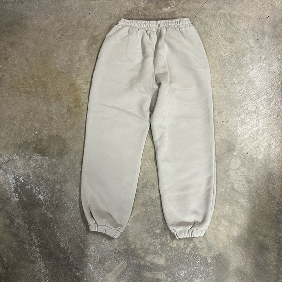 Comfrt Coordinate Stone Sweat Set - Picture 7 of 10